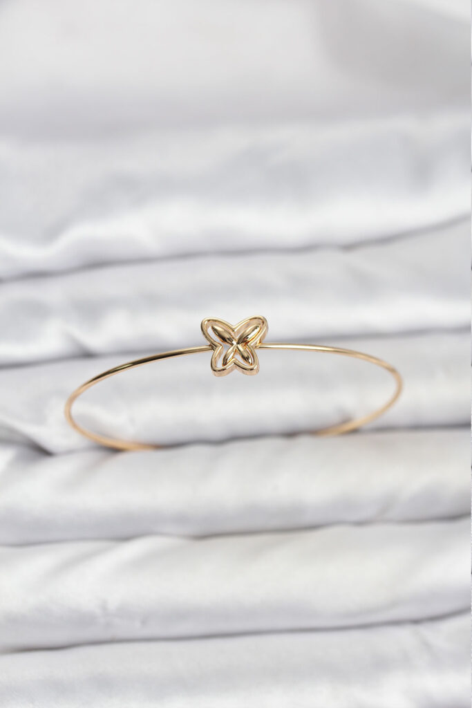 Kelebek Model Gold Renk Bileklik