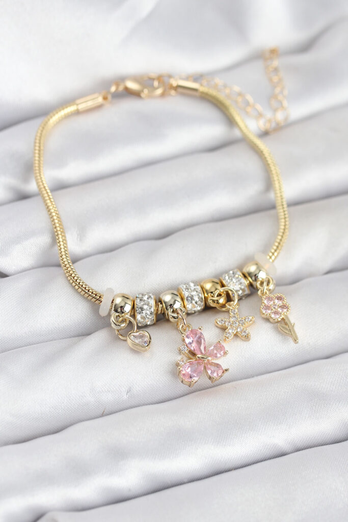 Gold Renk Pembe Kelebek Charmlı Bileklik