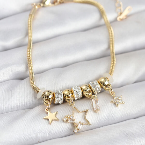 Gold Renk Yıldız Model Charmlı Bileklik