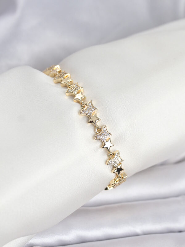 Gold Renk VIP Seri Yıldız Model Zirkon Taşlı Bileklik