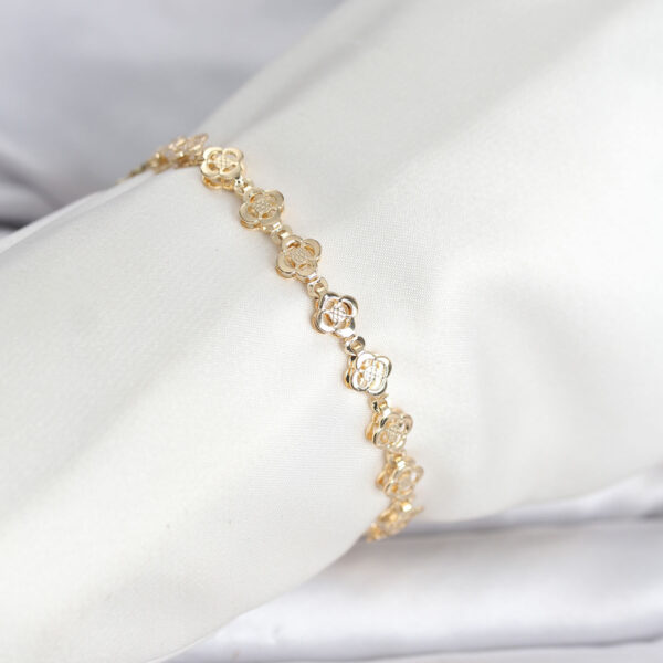 Gold Renk Yonca Model Bileklik