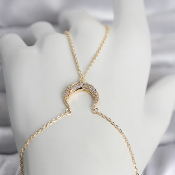 Gold Renk Hilal Model Zirkon Taşlı Şahmeran