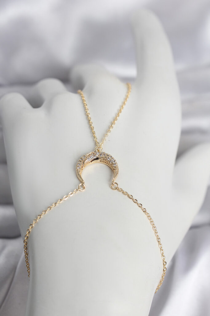 Gold Renk Hilal Model Zirkon Taşlı Şahmeran