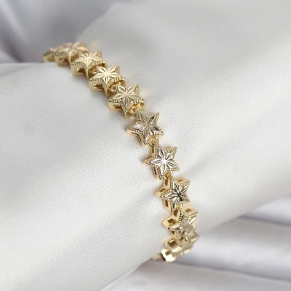 Gold Renk Yıldız Model Bileklik