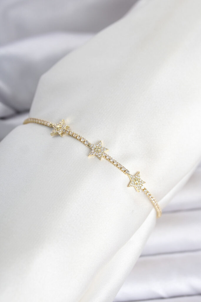 Gold Renk Yıldız Model Su Yolu Bileklik