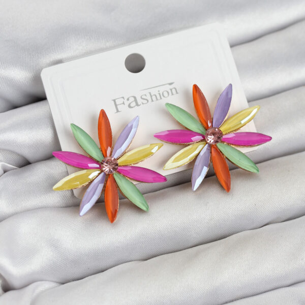 Karışık Renk Kristal Taşlı Lotus Model Küpe