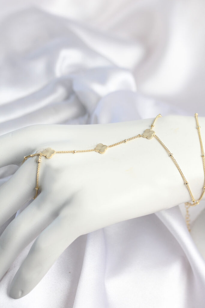 Gold Renk Yonca Model Şahmeran