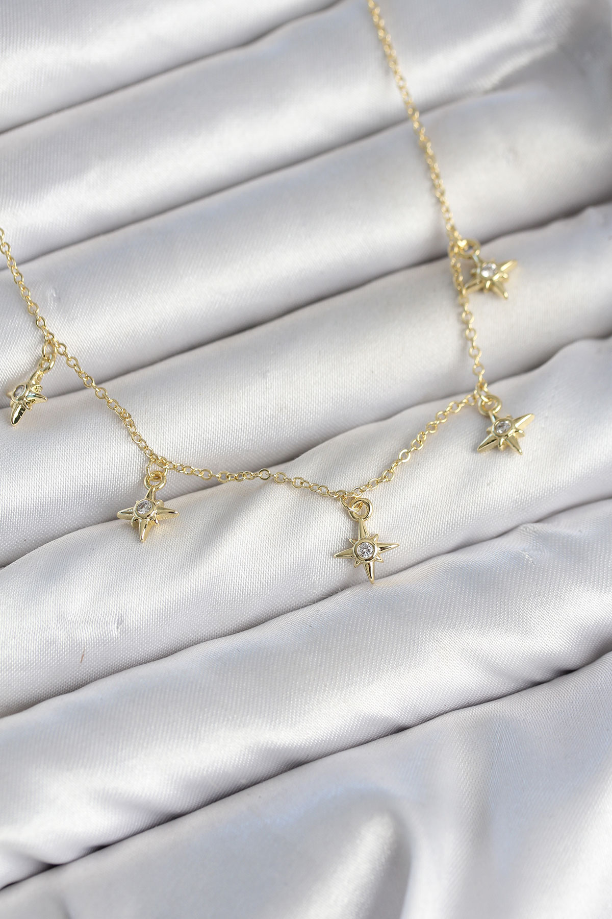 Gold Renk Sıralı Minimal Kutup Yıldızı Model Kolye