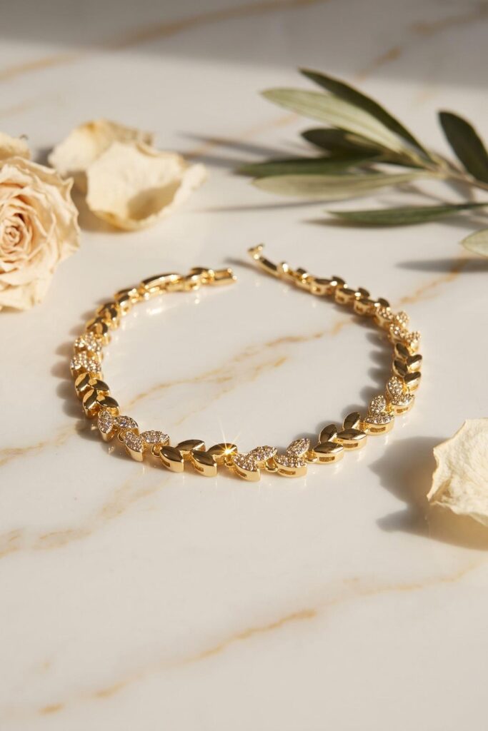 Gold Renk Zirkon Taşlı Başak Model Bileklik