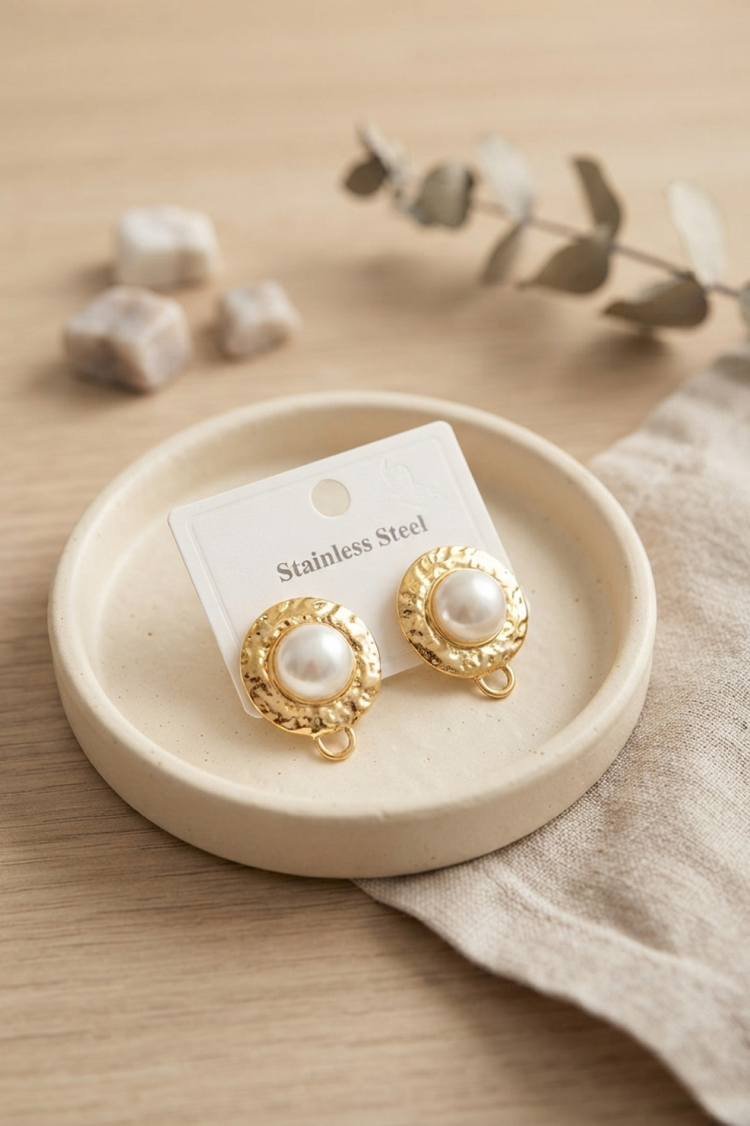 Çelik Gold Renk İncili Model Küpe