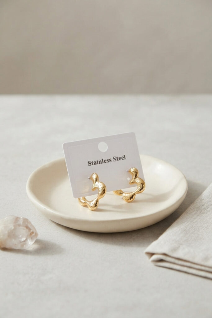 Çelik Gold Renk Çiçek Halka Model Küpe