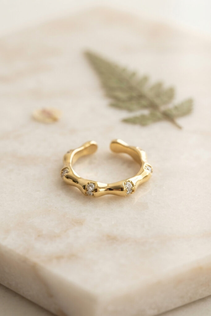 Gold Renk Kemik Model Zirkon Taşlı Yüzük