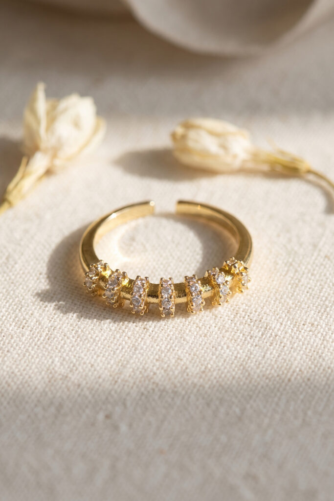 Zirkon Taşlı Gold Renk Vintage Yüzük