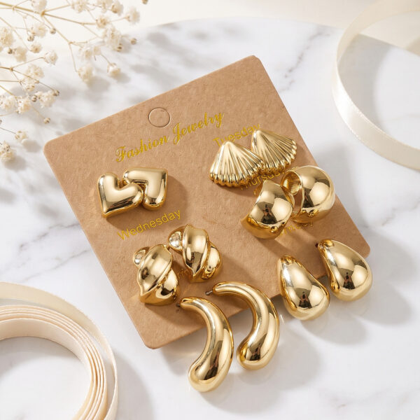 Metalik Kaplama Gold Renk CCB 6 Çift Küpe Seti