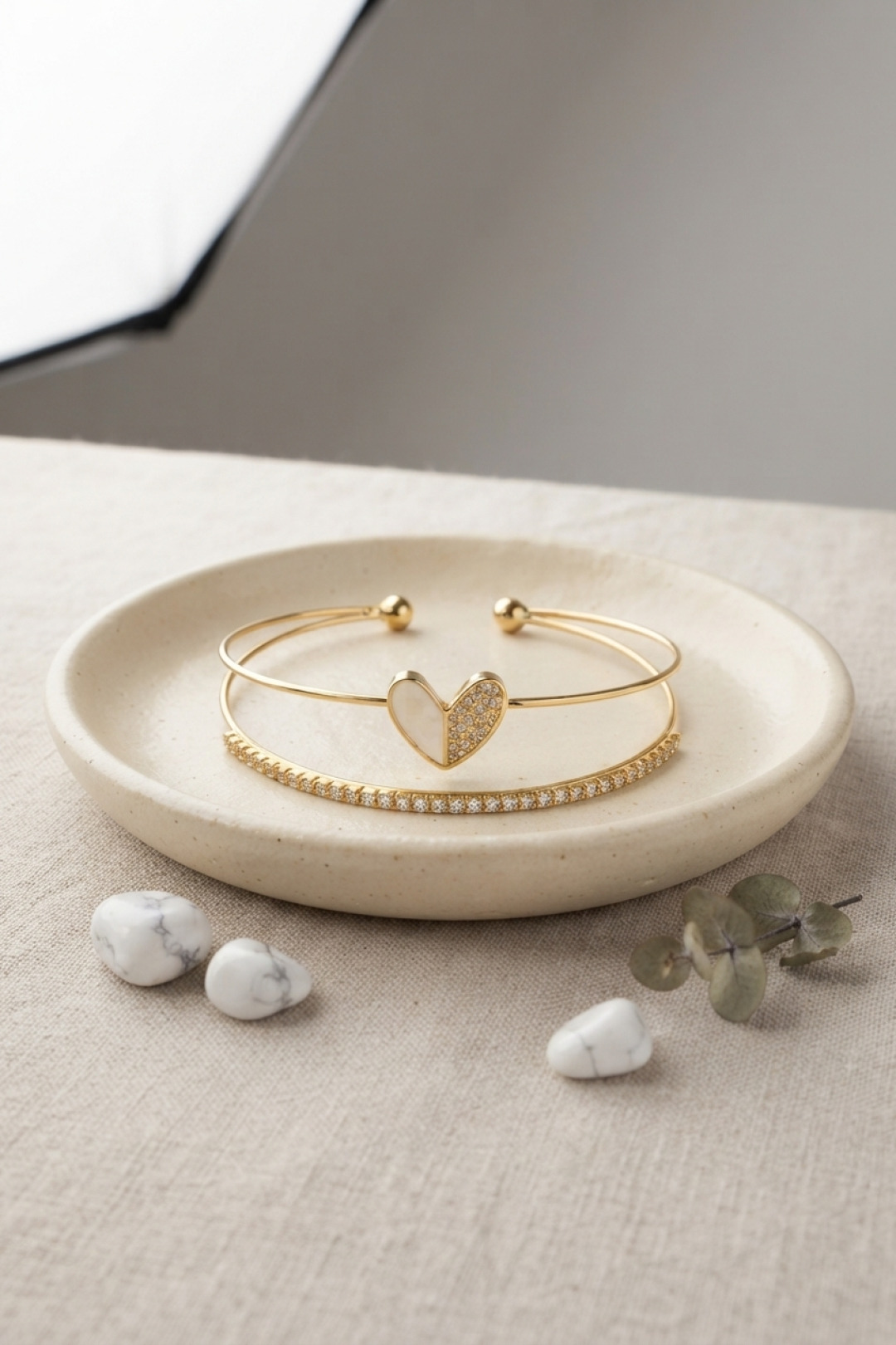 Gold Renk Kalp Model Zirkon Taşlı Bileklik