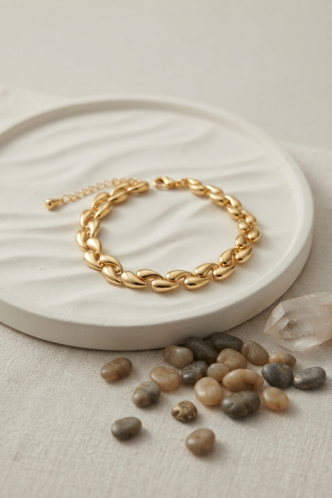 Gold Renk Sarmal Damla Model Bileklik