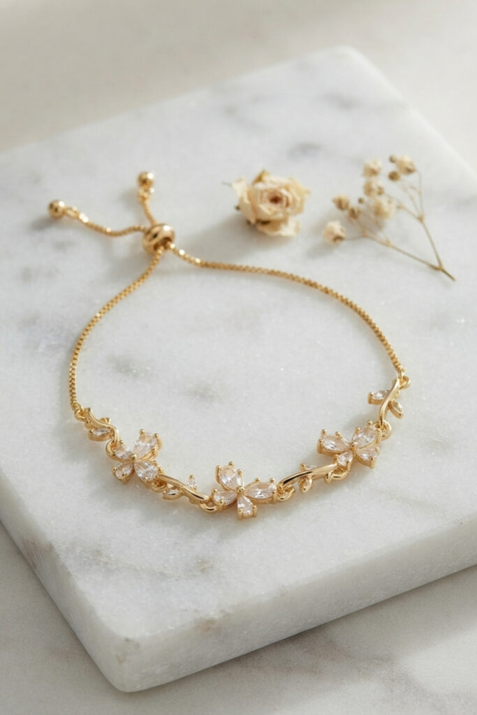 Sarmaşık Çiçek Model Gold Renk Zirkon Taşlı Asansörlü Bileklik