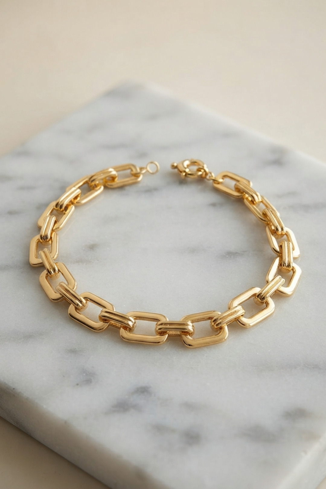 Gold Renk Kare Zincirli Bileklik
